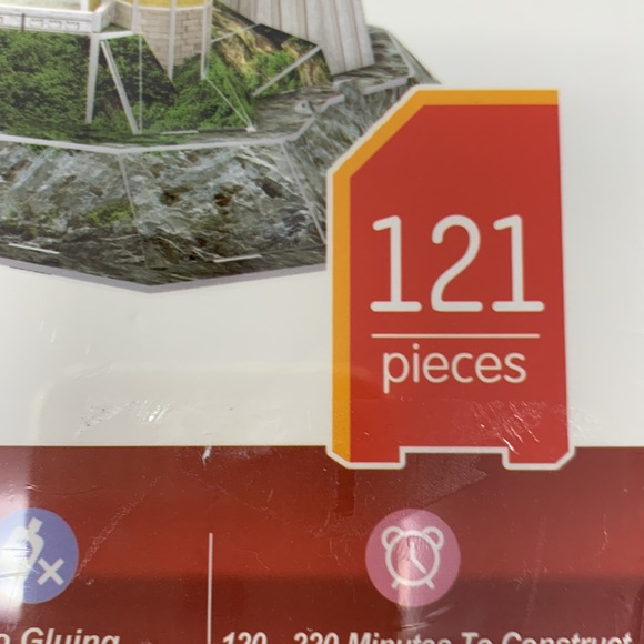 Family Fun CubicFun Neuschwanstein Castle 3D Puzzle Sealed with 121 Pieces NEW - Picture 3 of 10